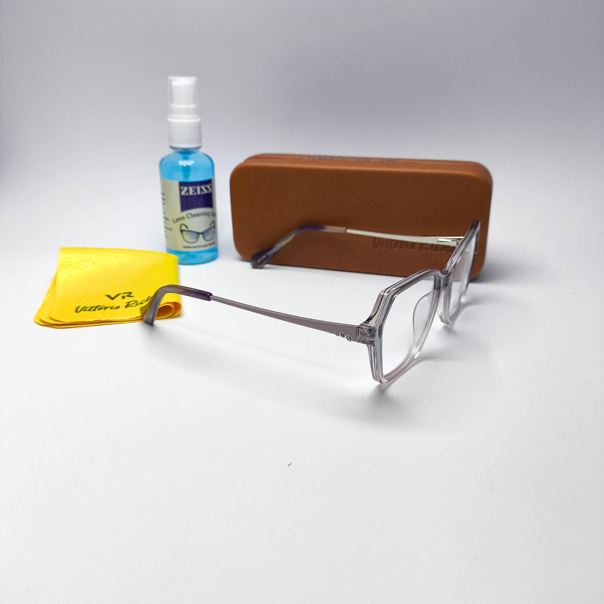 عینک طبی زنانه کائوچو tr90 دسته فلز Vittorio richi ویتوریو ریچی با پک جلد دستمال مدل 1084