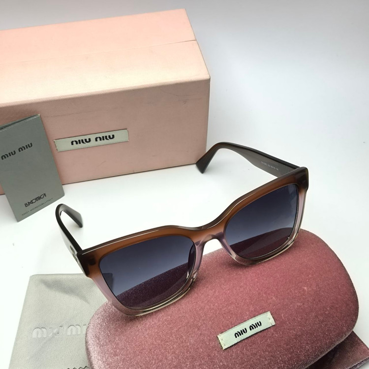 عینک آفتابی میو میو Miu Miu مدل 02zs مستر دسته سیم کائوچو پلاریزه اسیتیت به همراه پک کامل اورجینال