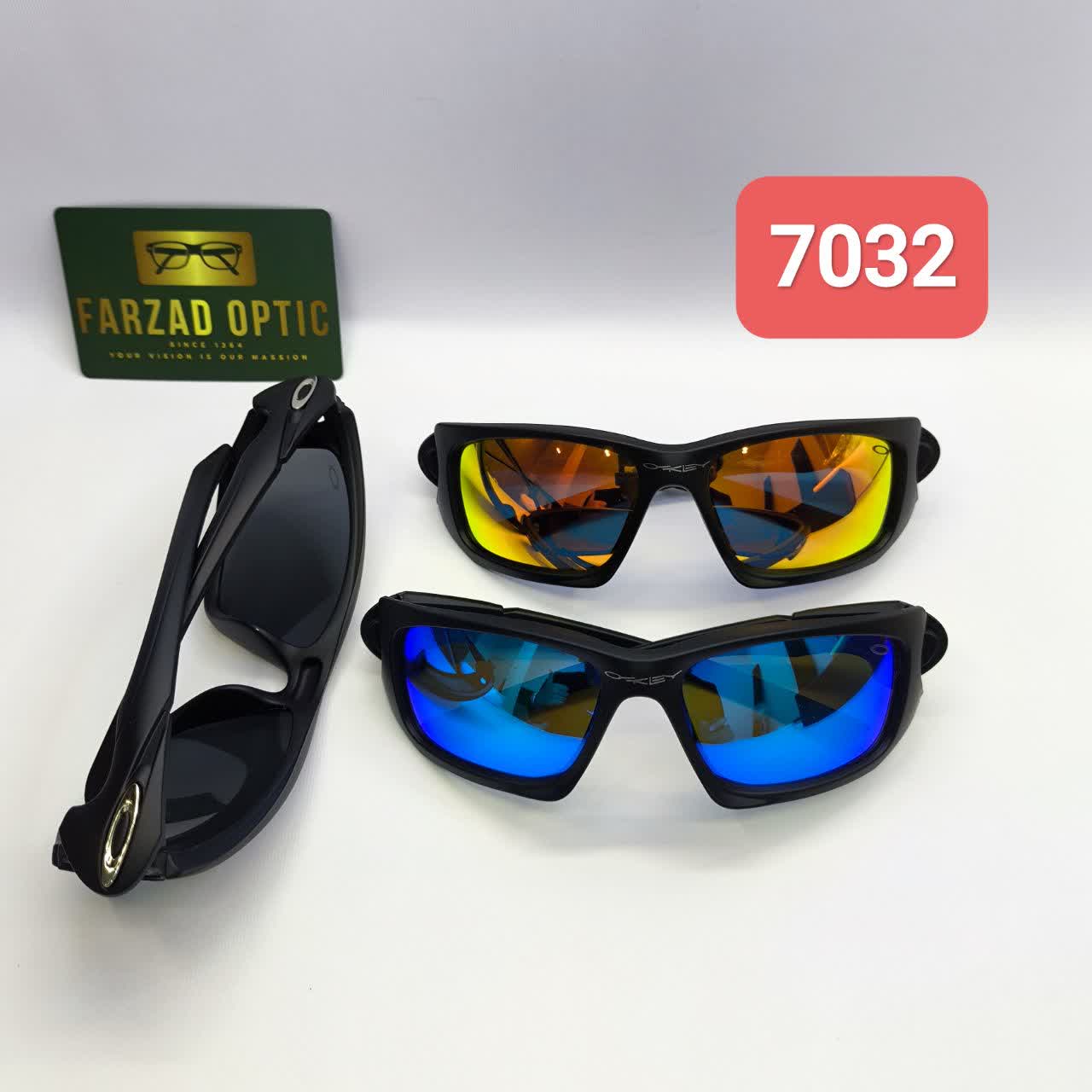 عینک آفتابی اسپرت ورزشی اکلی Oakley مدل 7032 بیس دار UV400