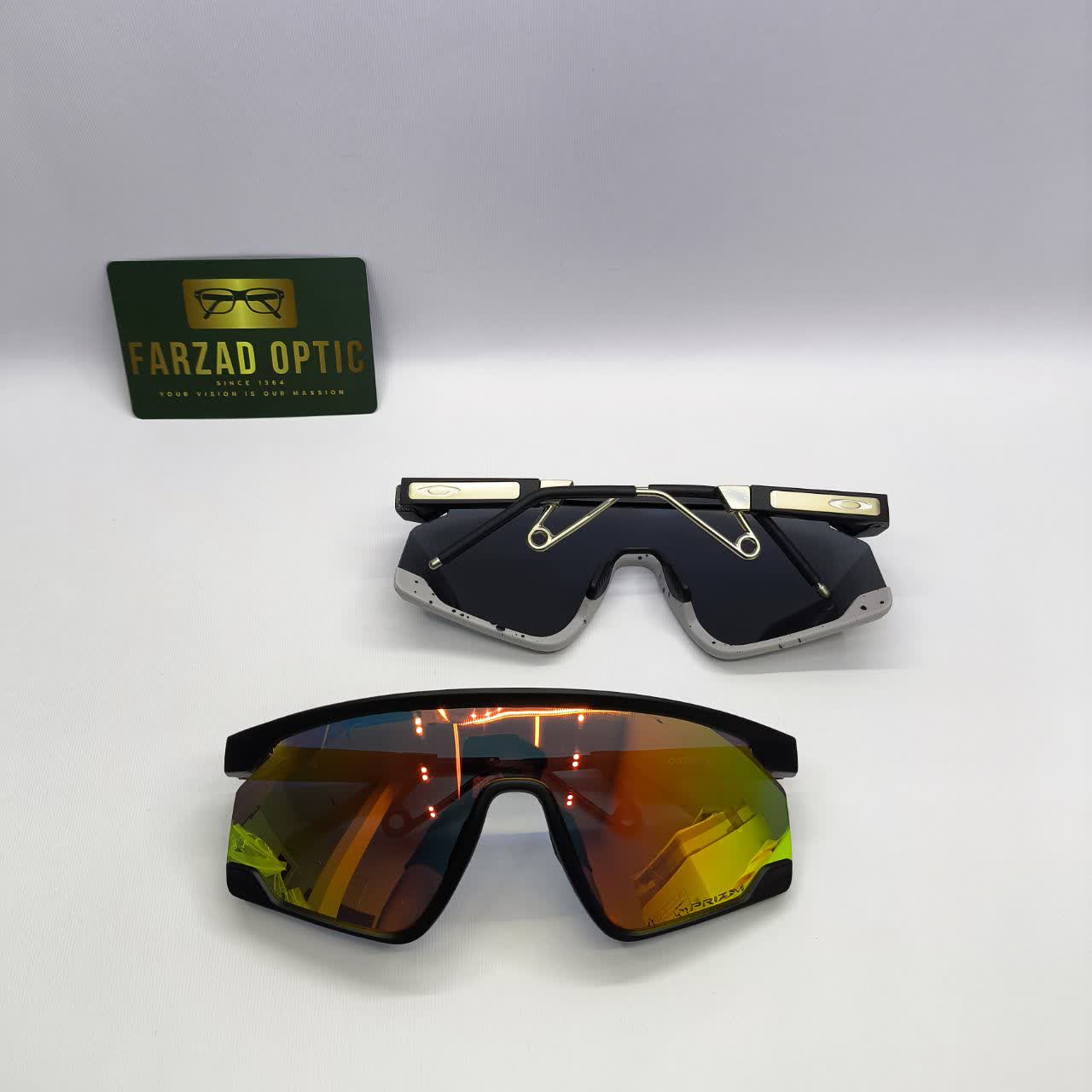 عینک آفتابی اسپرت ورزشی اکلی Oakley مدل 9237 بیس دار کائوچو UV400